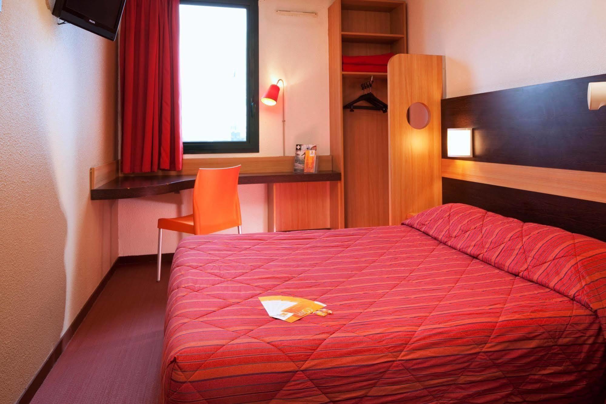 Premiere Classe Conflans-Sainte-Honorine Exteriör bild